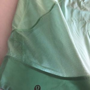 Lululemon mint green sleeveless yoga shirt